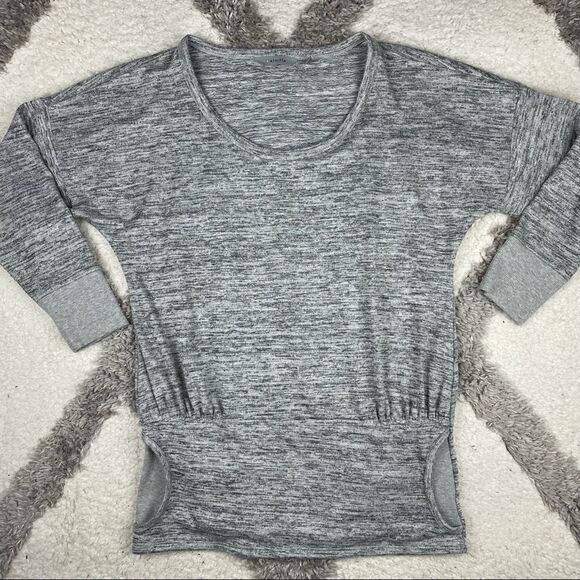 Women’s Athleta Long Sleeve  - Picture 1 of 4